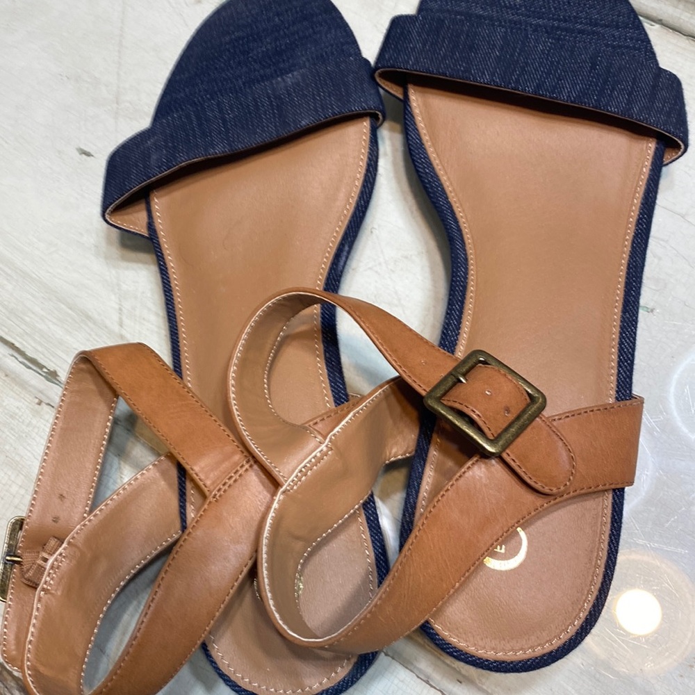 Women’s Sandals